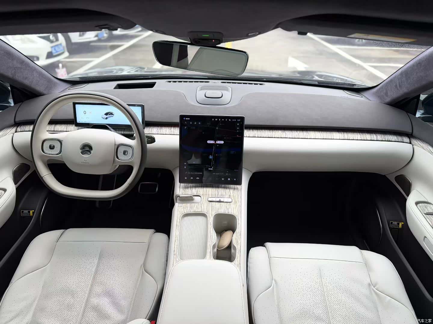 NIO ET7, 2022 все фото
