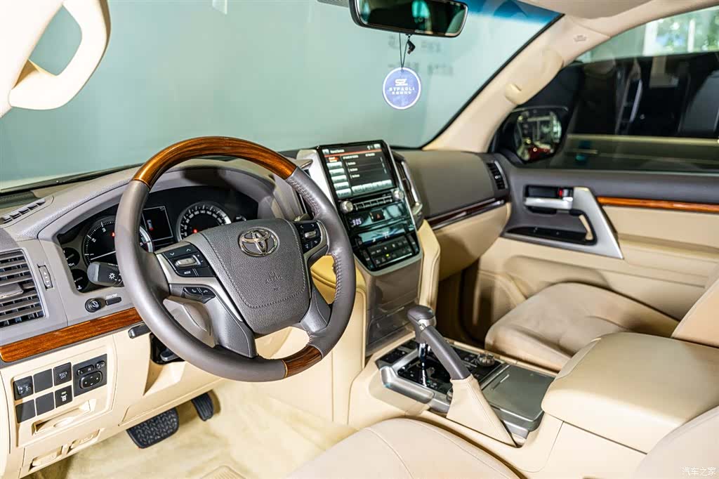 Toyota Land Cruiser, 2017 6