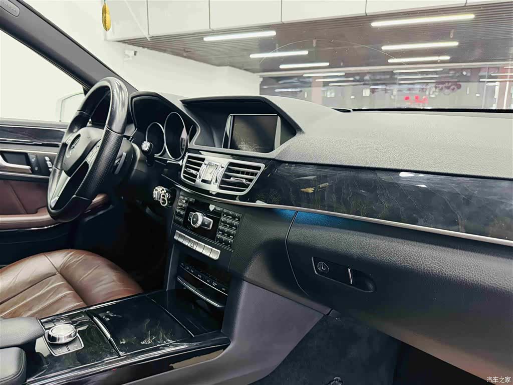 Mercedes-Benz E-Class, 2014 30