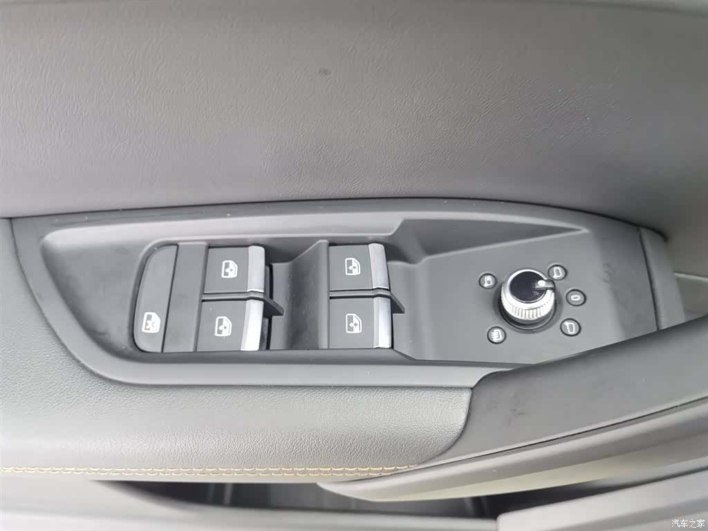 Audi Q5L, 2020 9