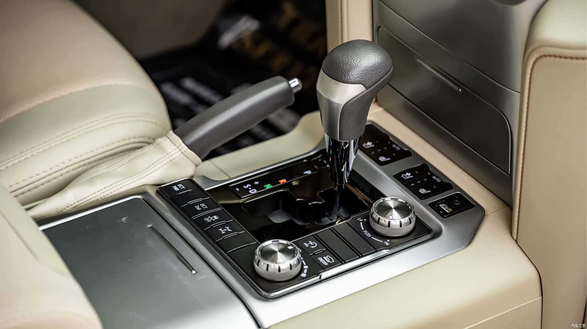 Toyota Land Cruiser, 2019 9