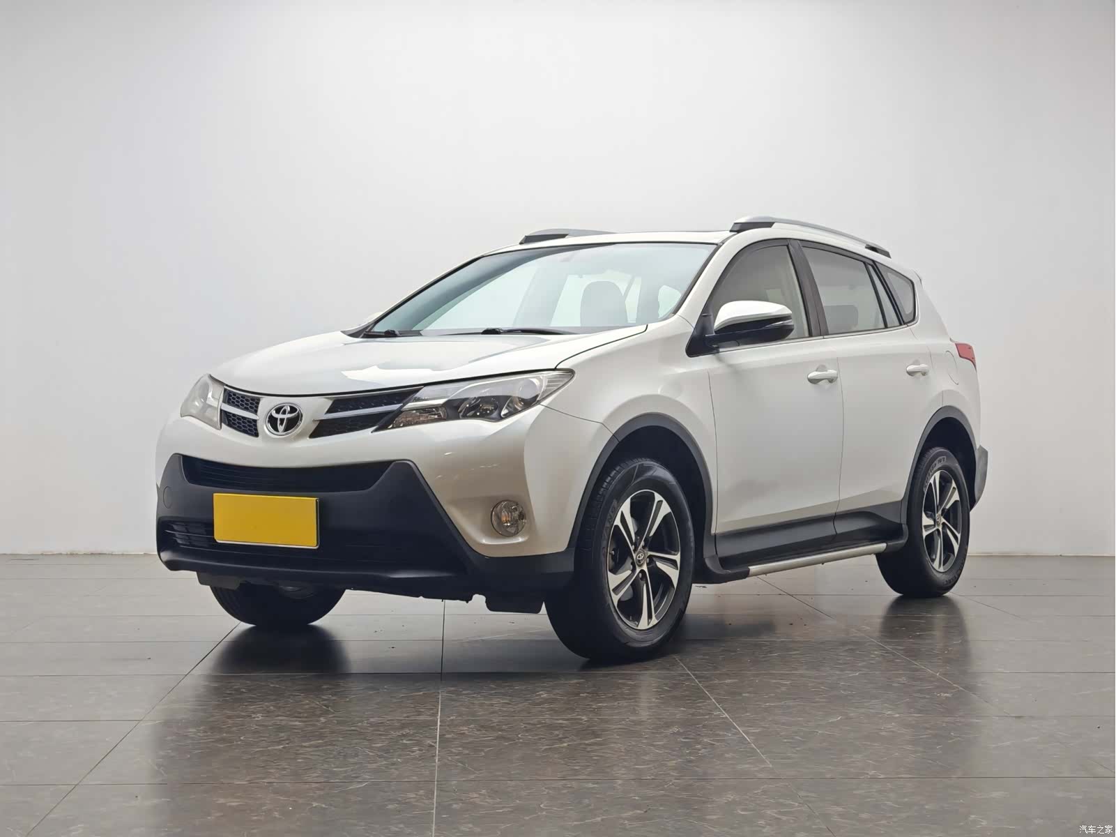 Toyota RAV4, 2016 1