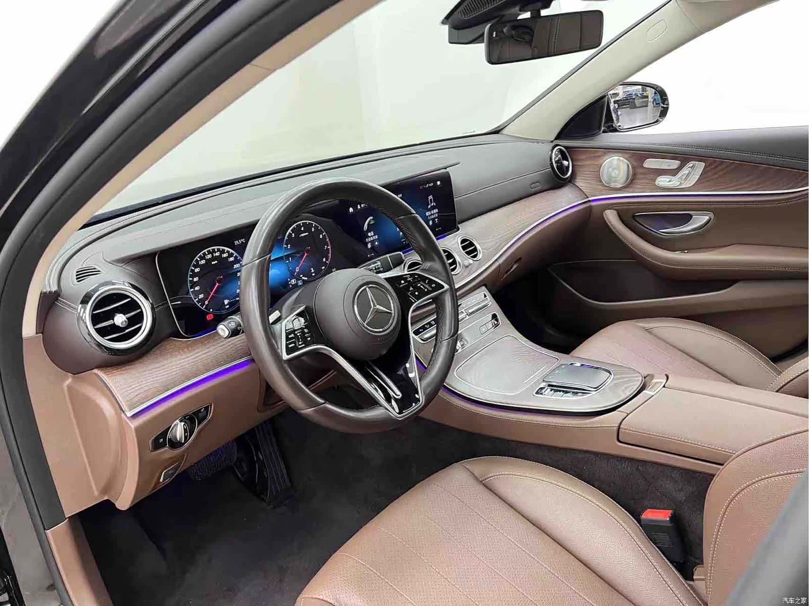 Mercedes-Benz E-Class, 2023 9
