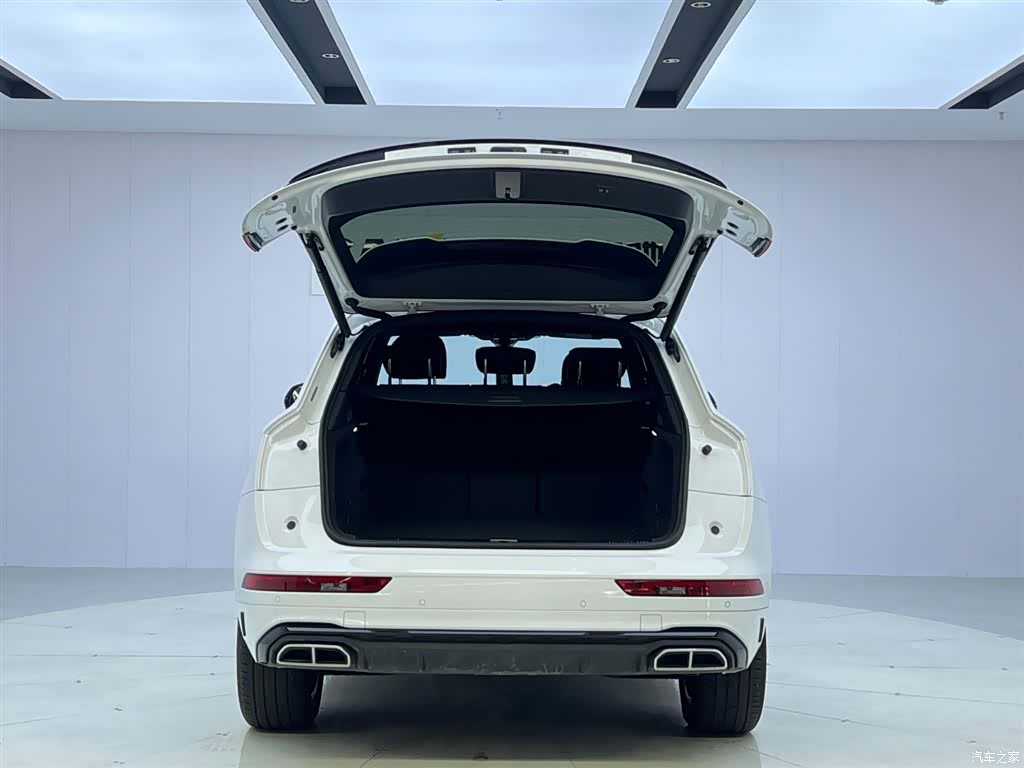 Audi Q5L, 2023 9