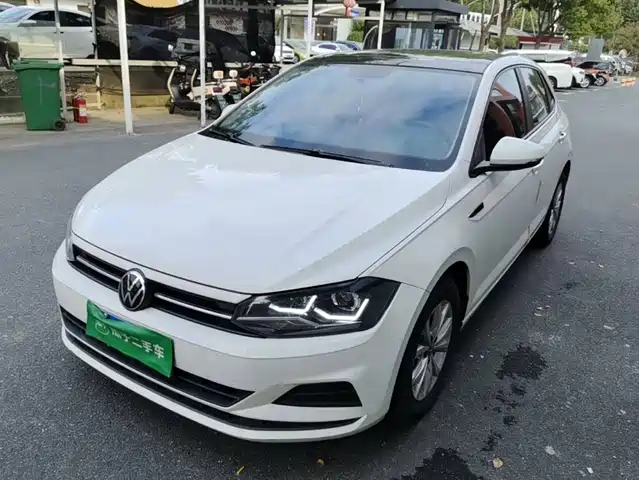 Volkswagen Polo 2021 — купить из Китая под заказ
