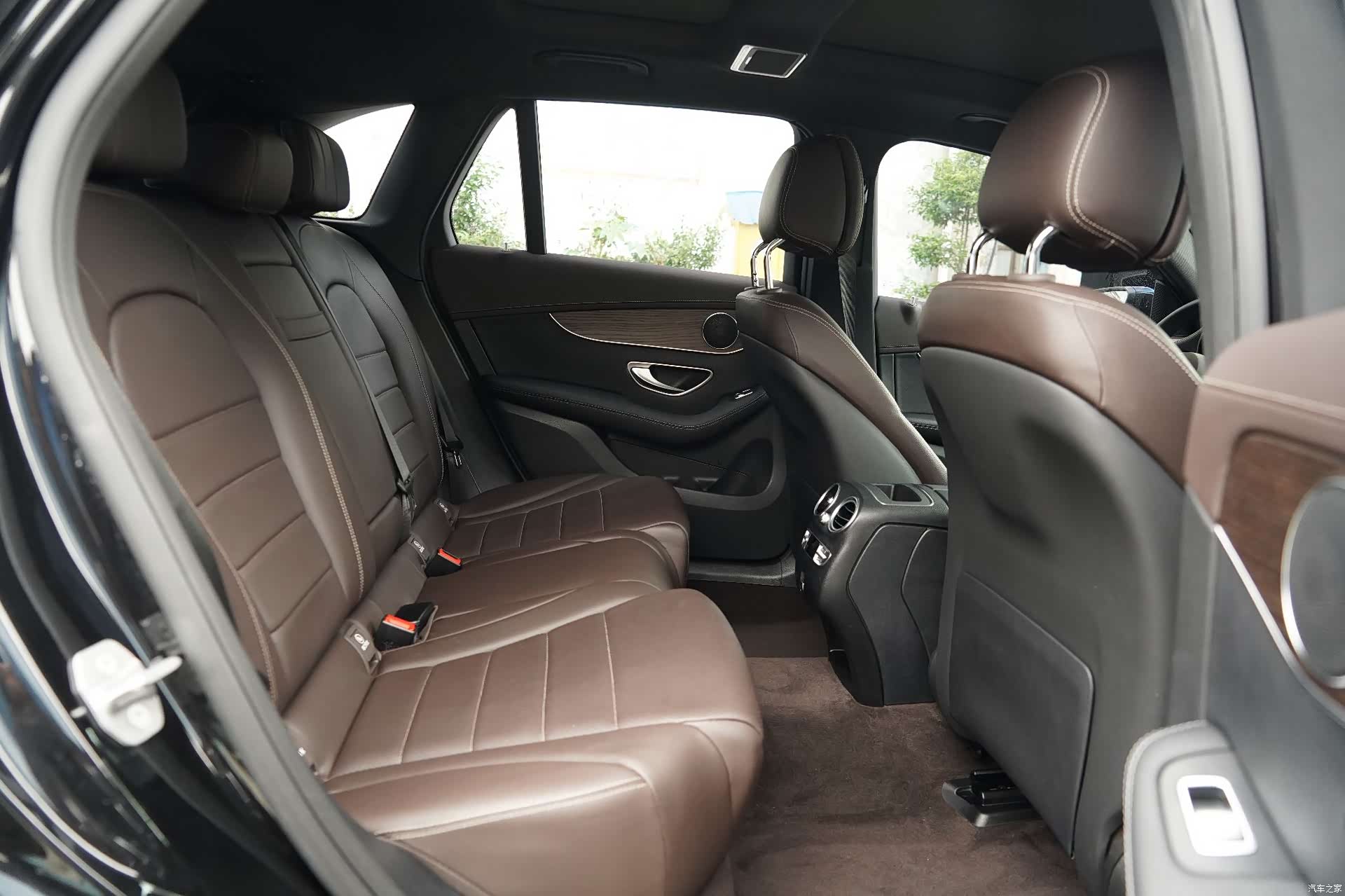 Mercedes-Benz GLC, 2022 4