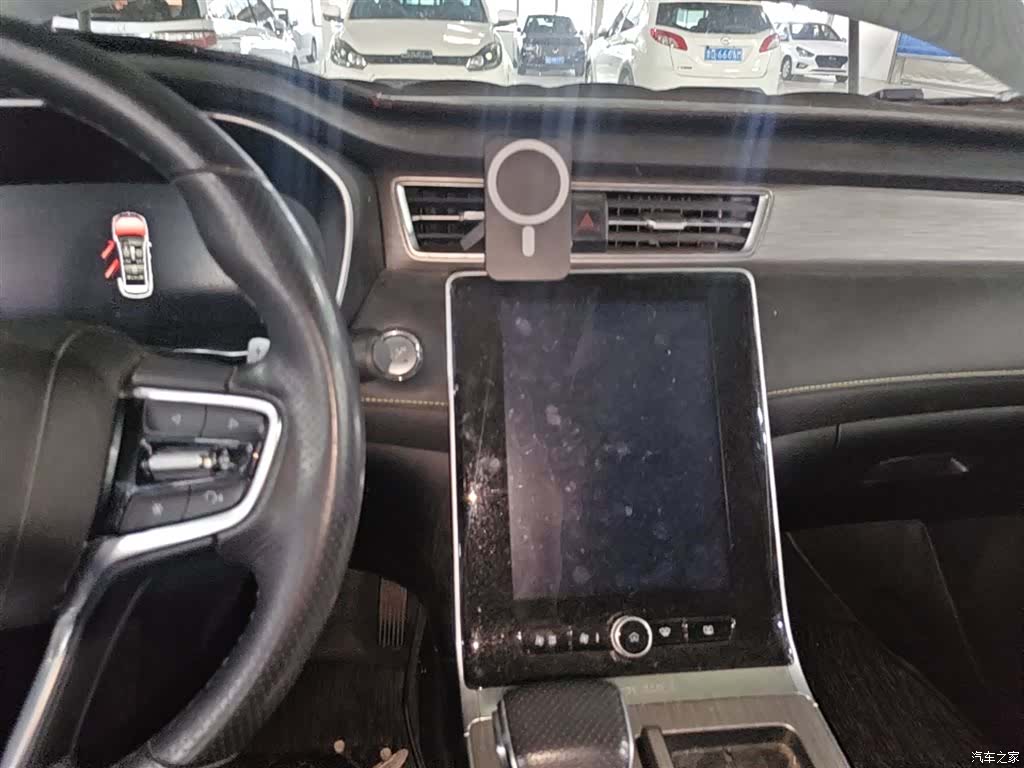 Roewe RX5, 2021 13