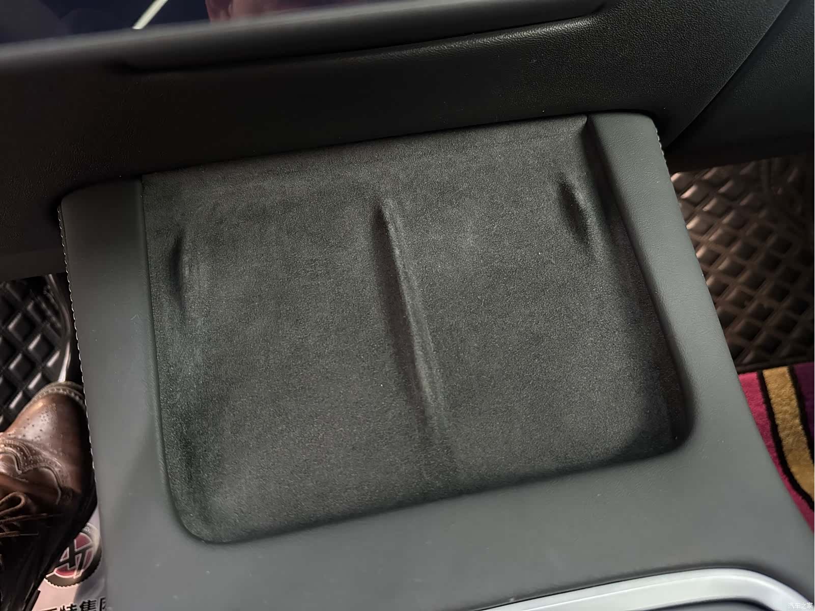 Tesla Model Y, 2023 12