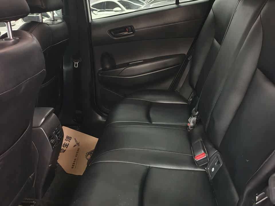 Toyota Corolla Sharp amplifier