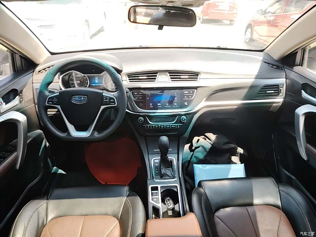 Geely Emgrand, 2017 10