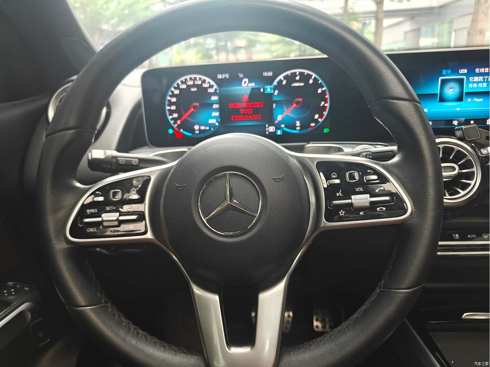 Mercedes-Benz GLB, 2019 14