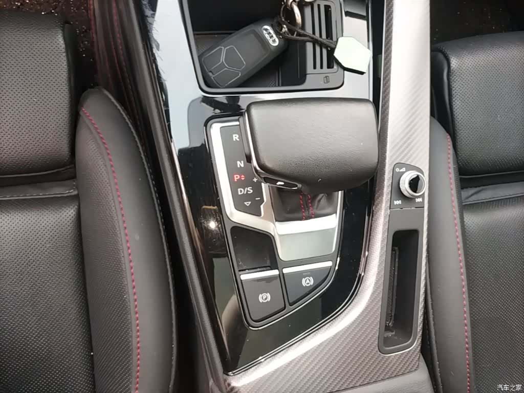 Audi A4L, 2023 14
