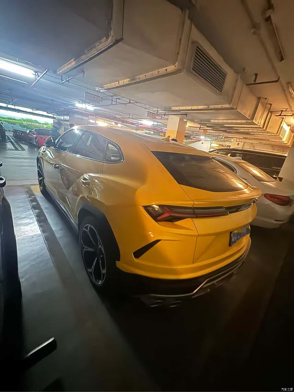 Lamborghini Urus, 2020 3