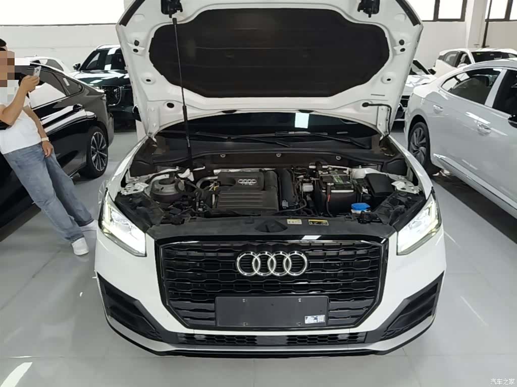 Audi Q2L, 2021 19