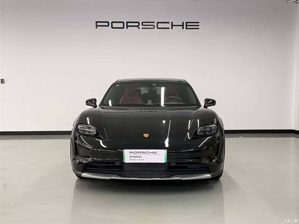 Porsche Taycan, 2024 2