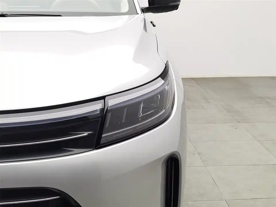 AITO Ask the world M7