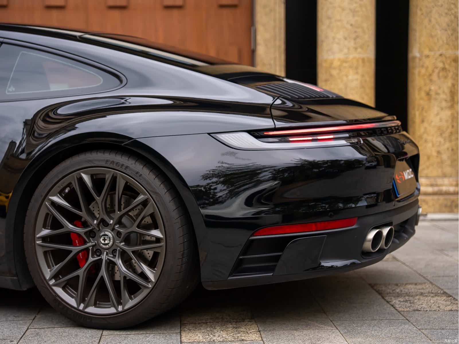 Porsche 911, 2023 8