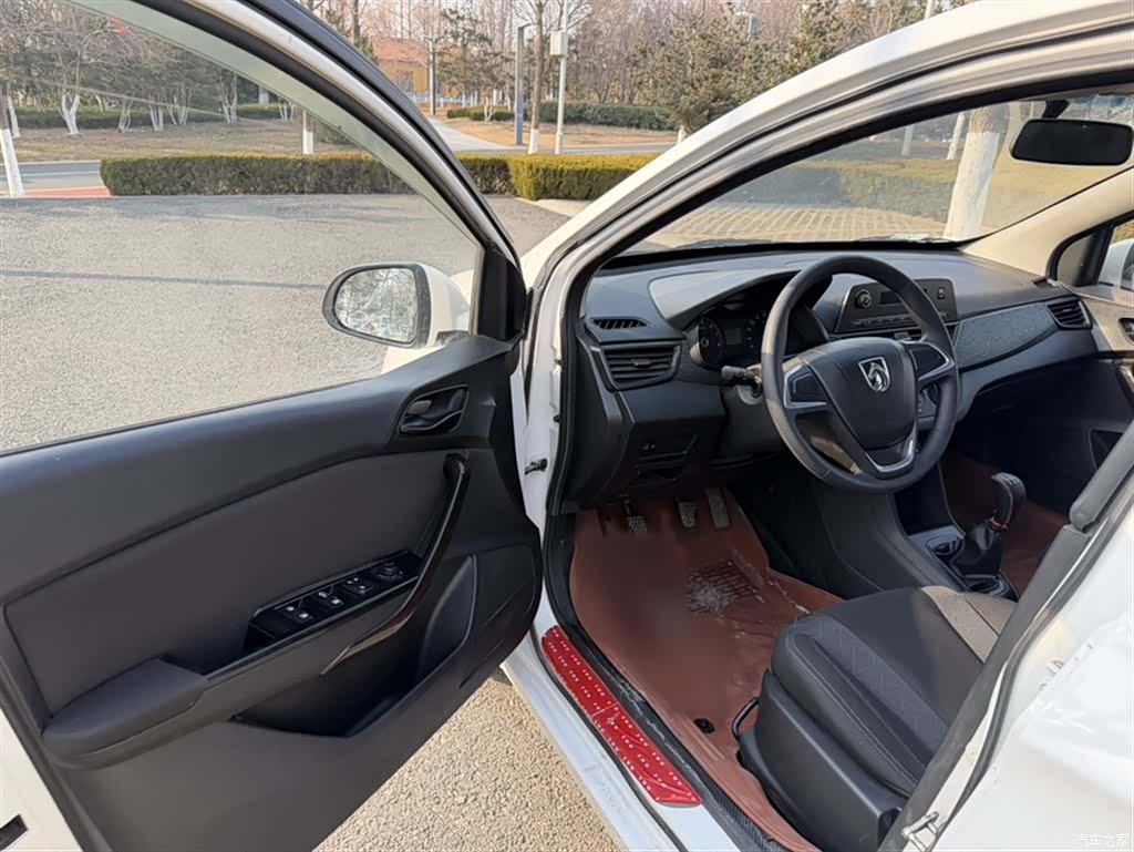 Wuling 310, 2019 18