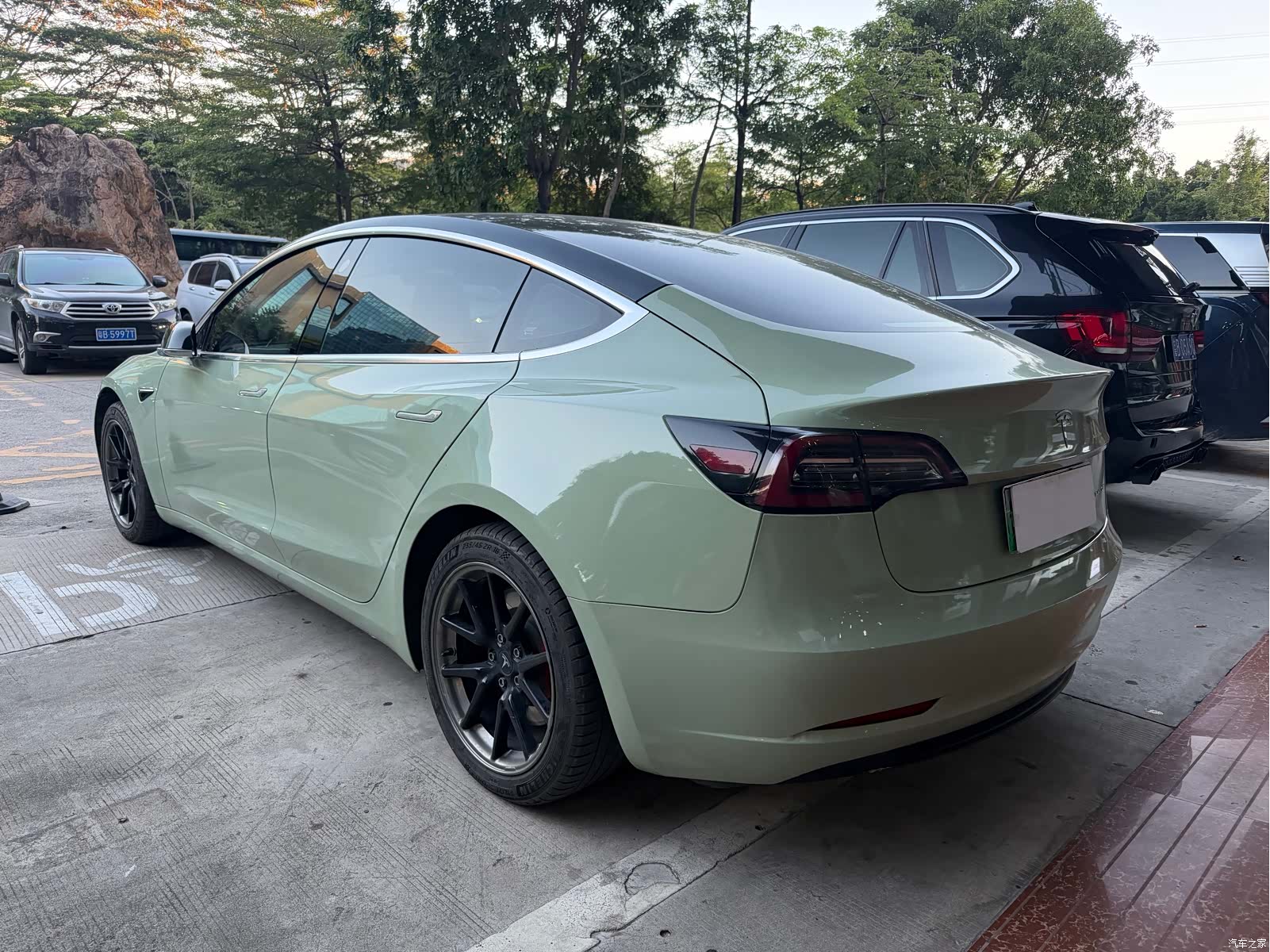 Tesla Model 3, 2020 4