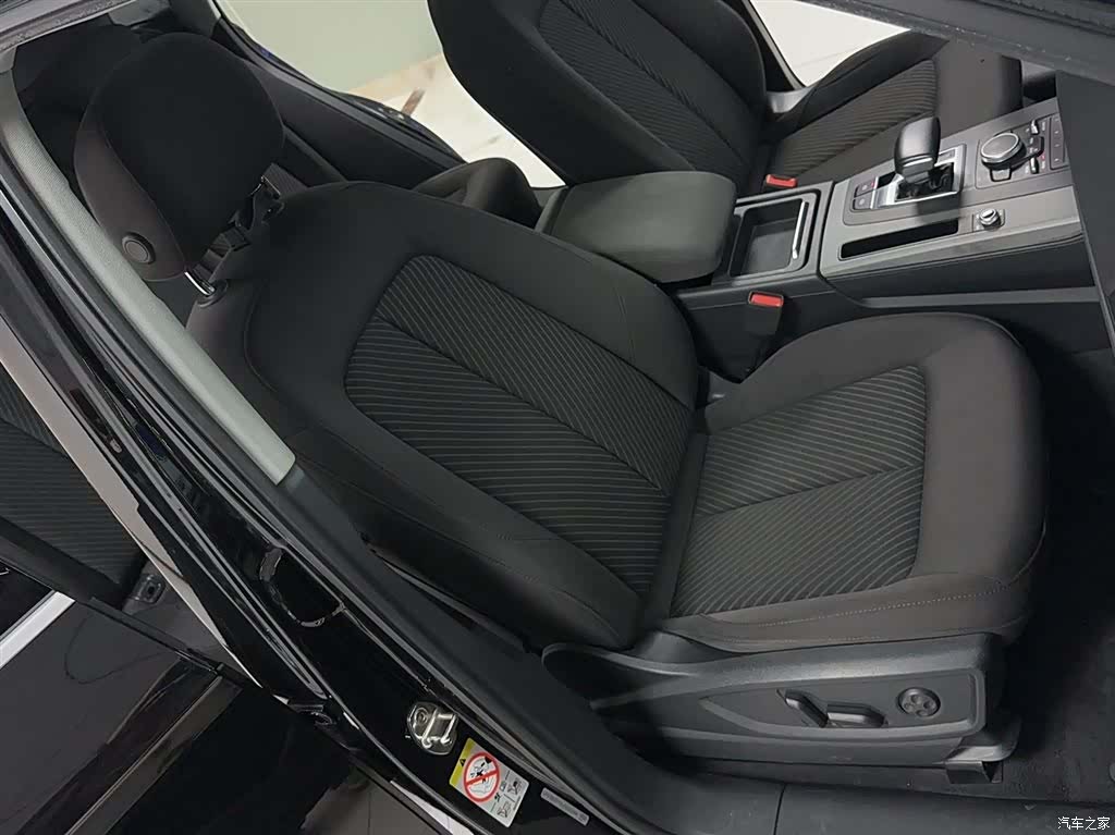 Audi Q5L, 2018 22