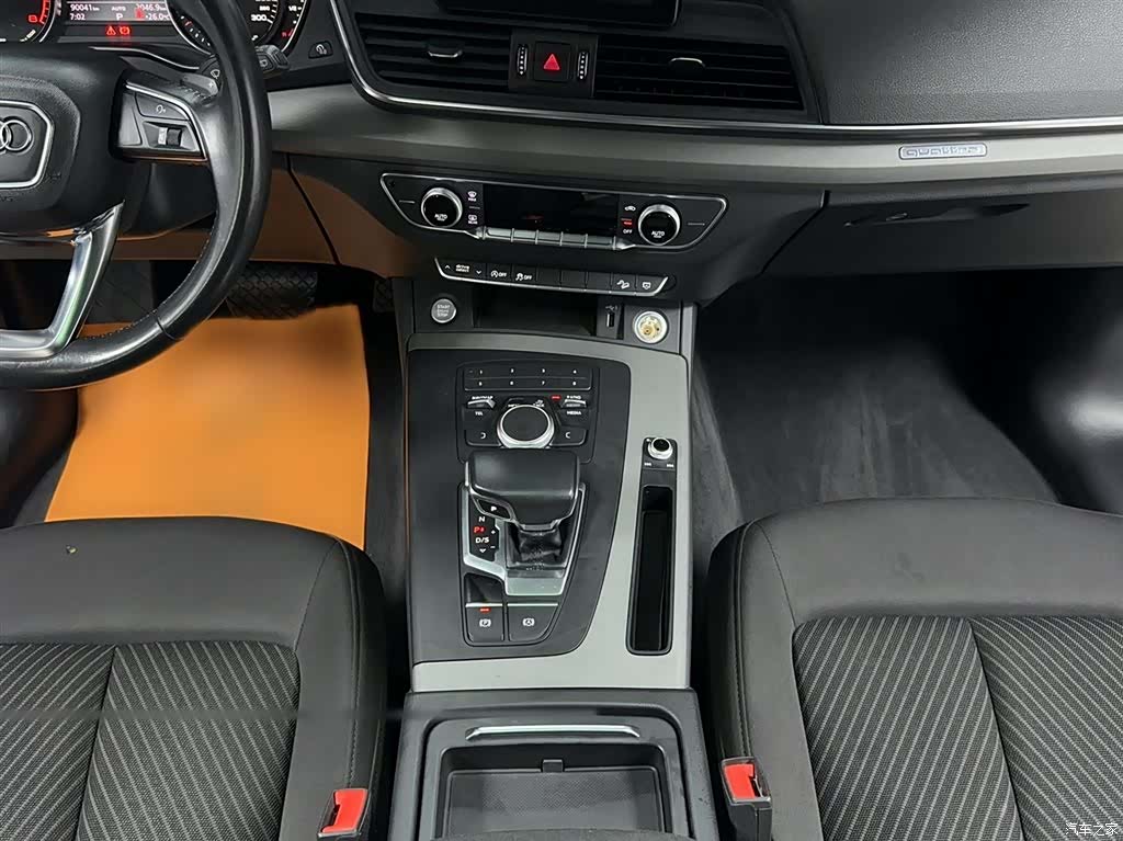 Audi Q5L, 2018 7
