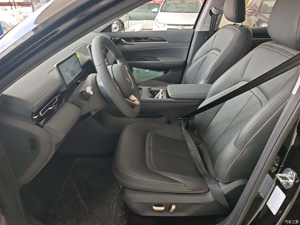 Wuling Starlight, 2026 15