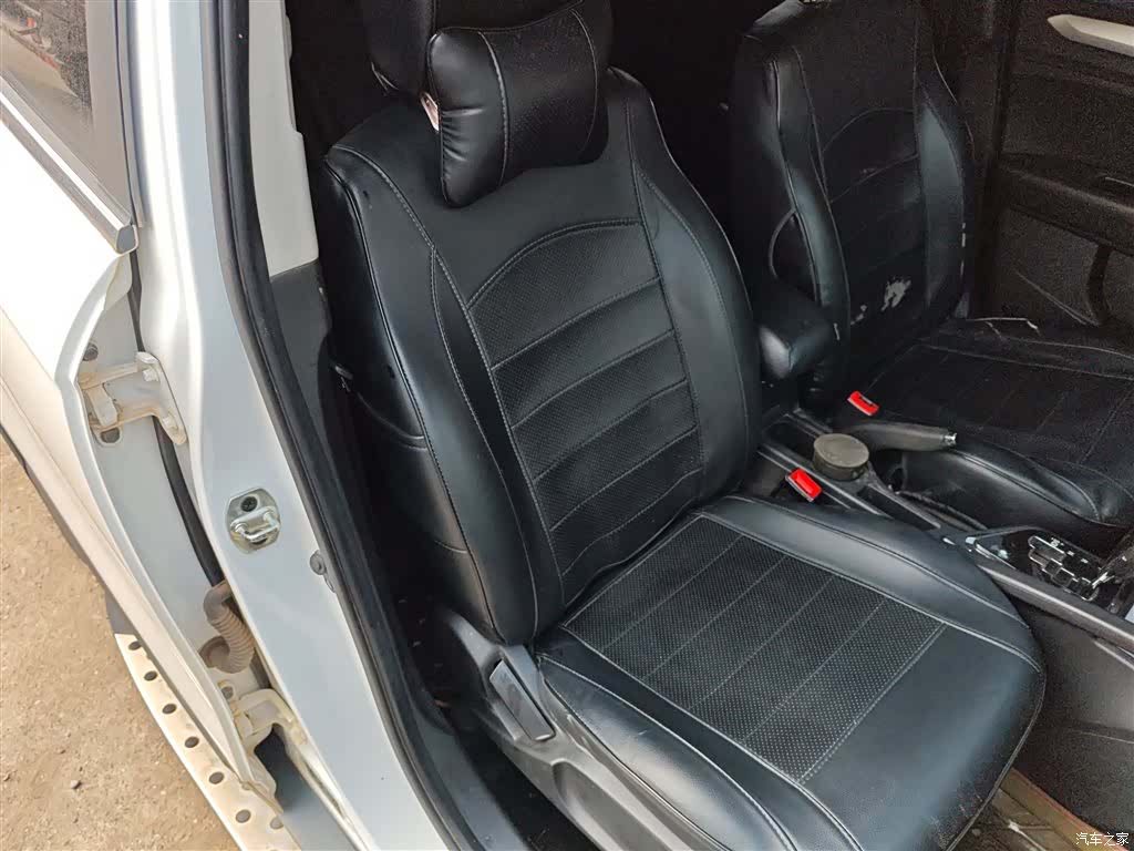 JAC S3, 2015 25