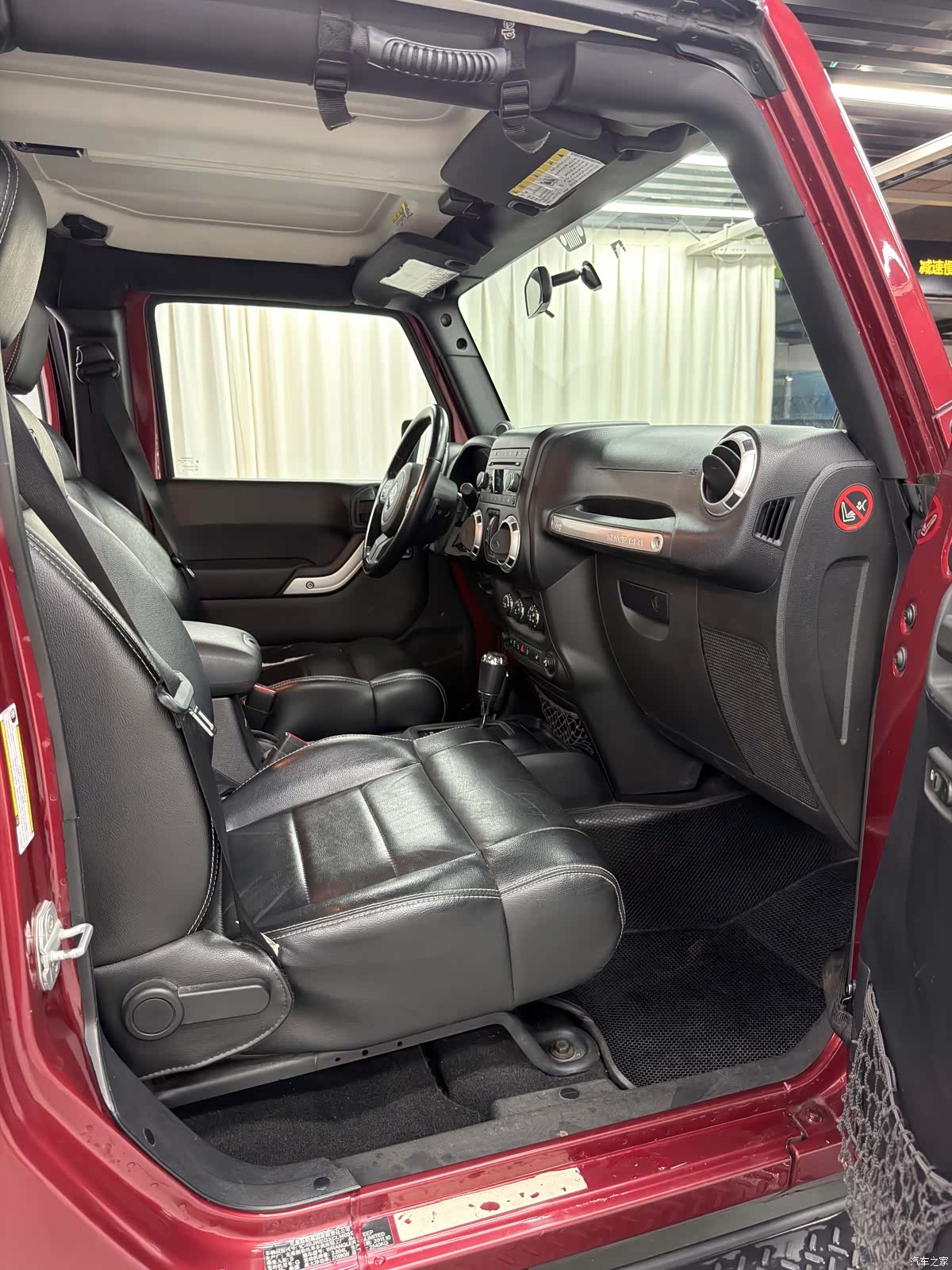 Jeep Wrangler, 2012 7