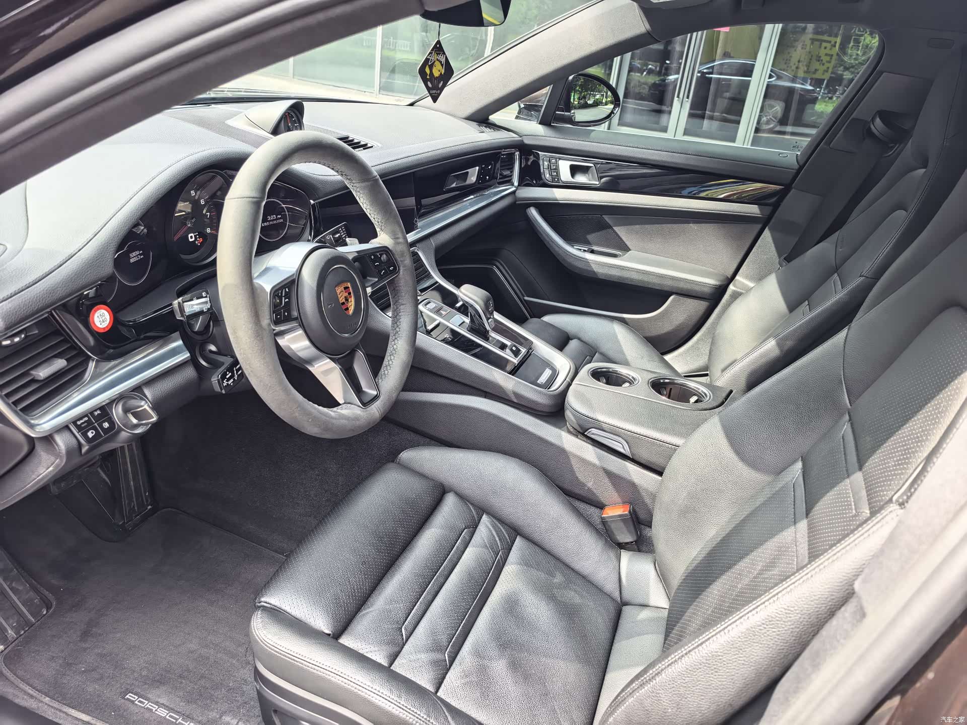 Porsche Panamera, 2018 6