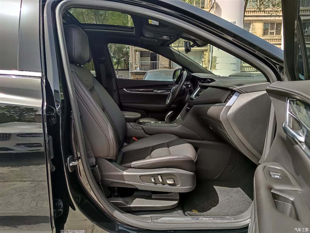 Cadillac XT5, 2021 8