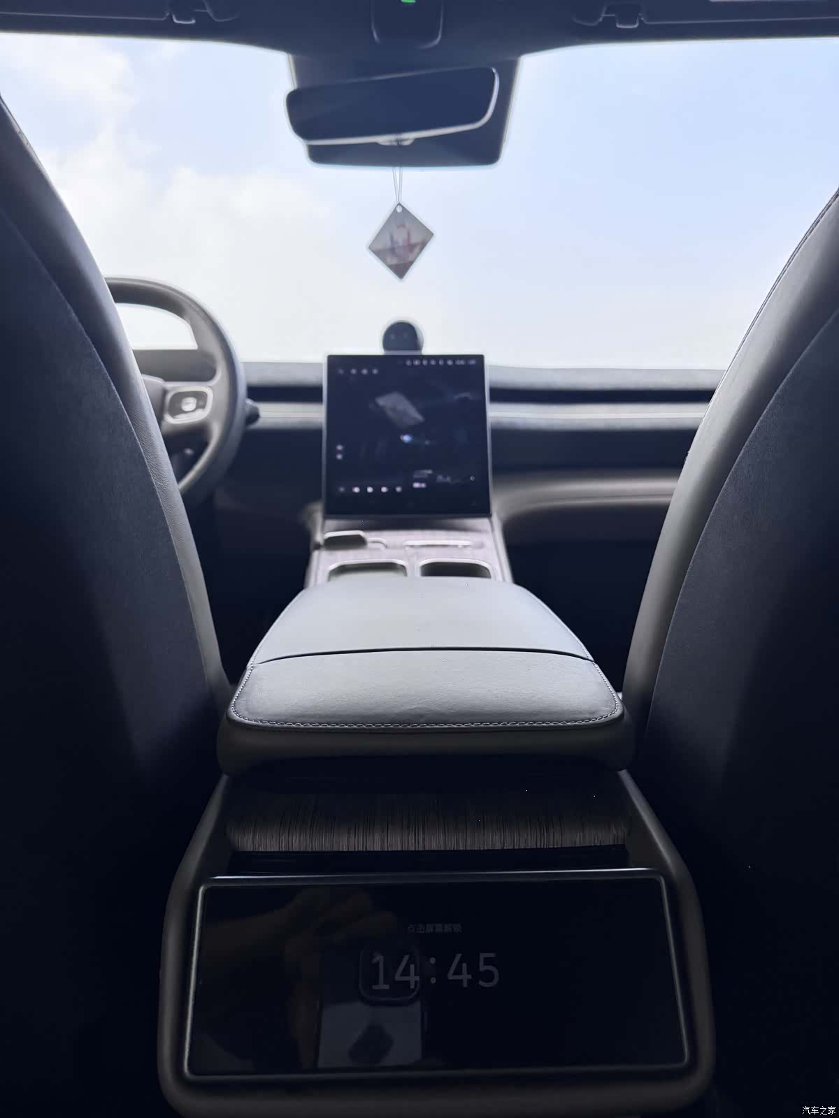 NIO ES7, 2022 11