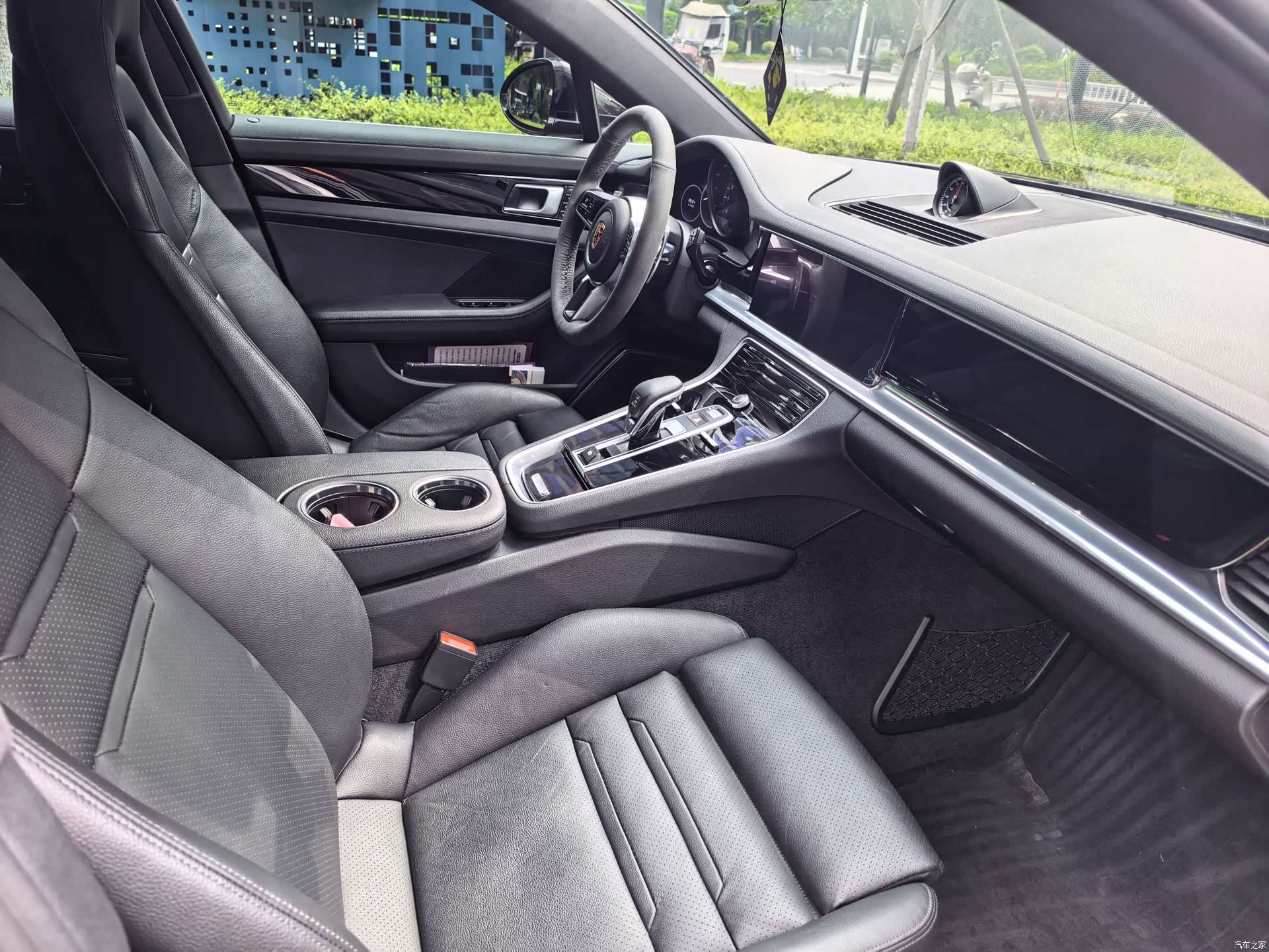 Porsche Panamera, 2018 8