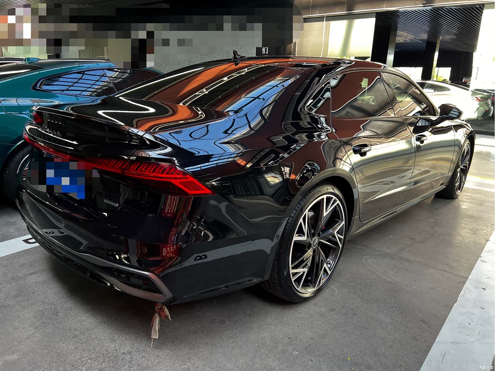 Audi A7L, 2024 19
