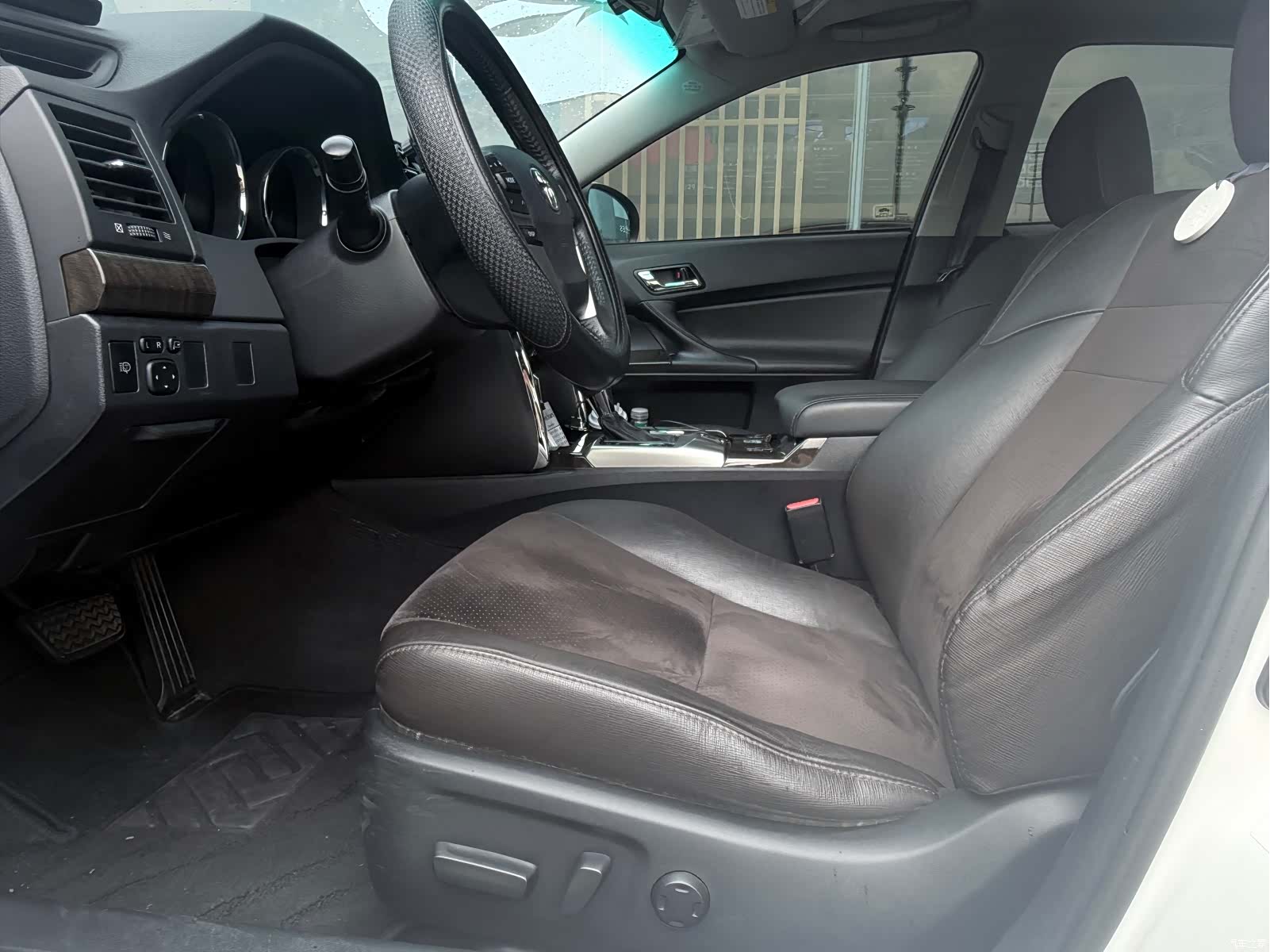 Toyota 2.5V, 2017 6