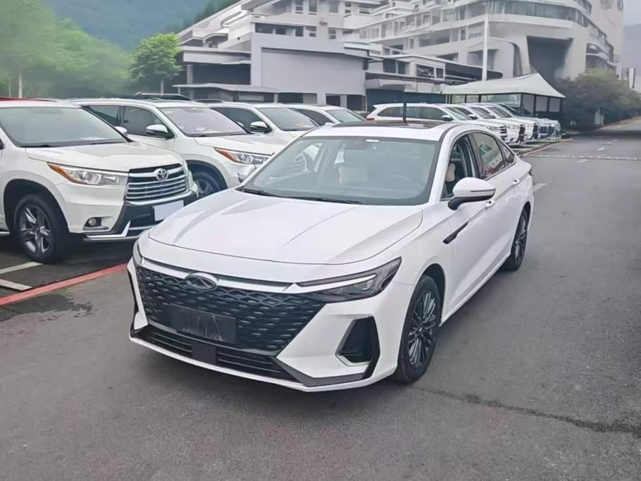 Chery Arrizo 8
