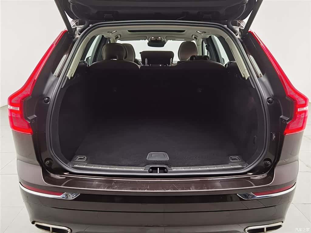 Volvo XC60, 2019 16