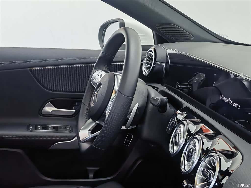 Mercedes-Benz A-Class, 2022 22