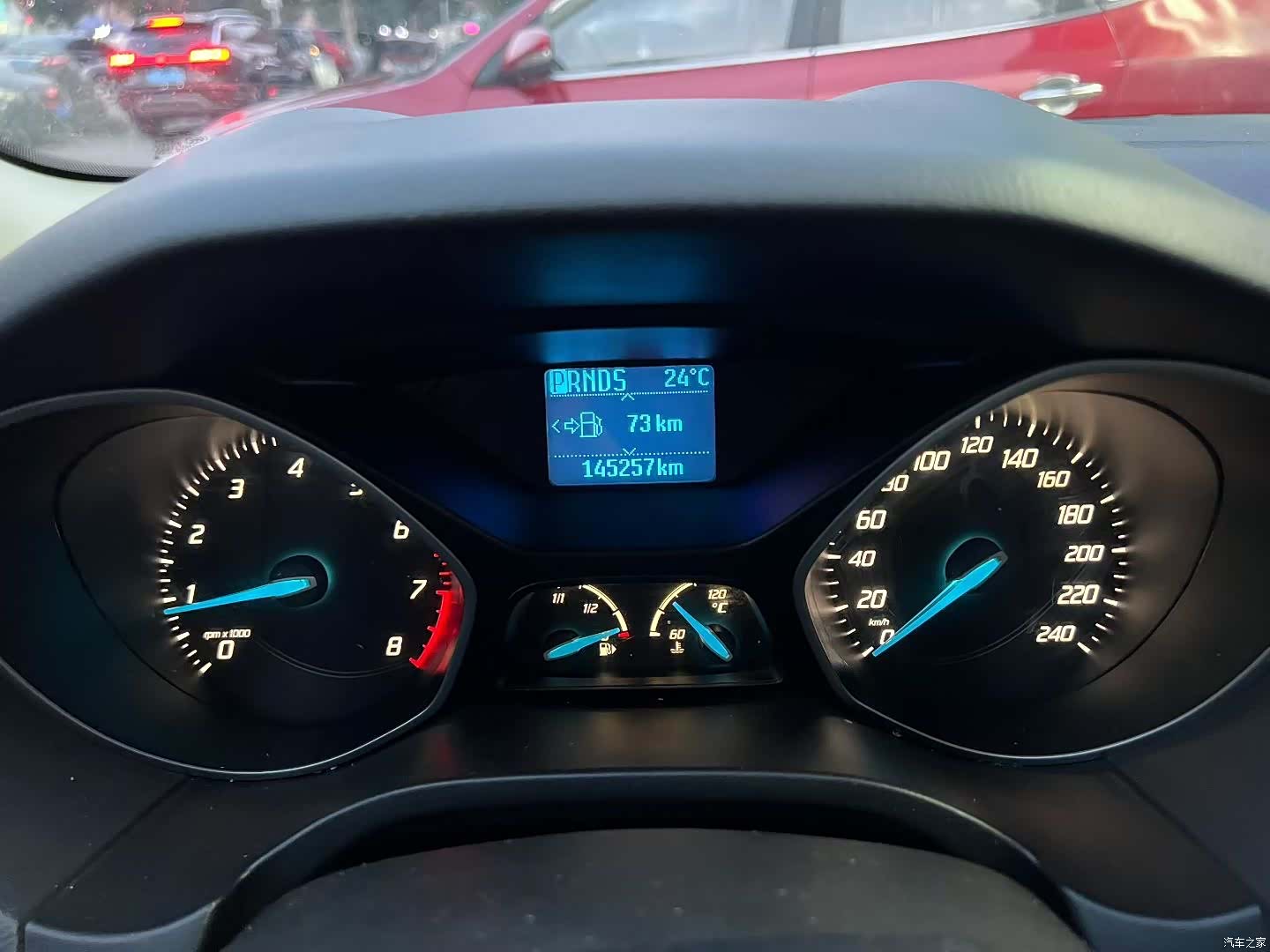 Ford Focus, 2012 6