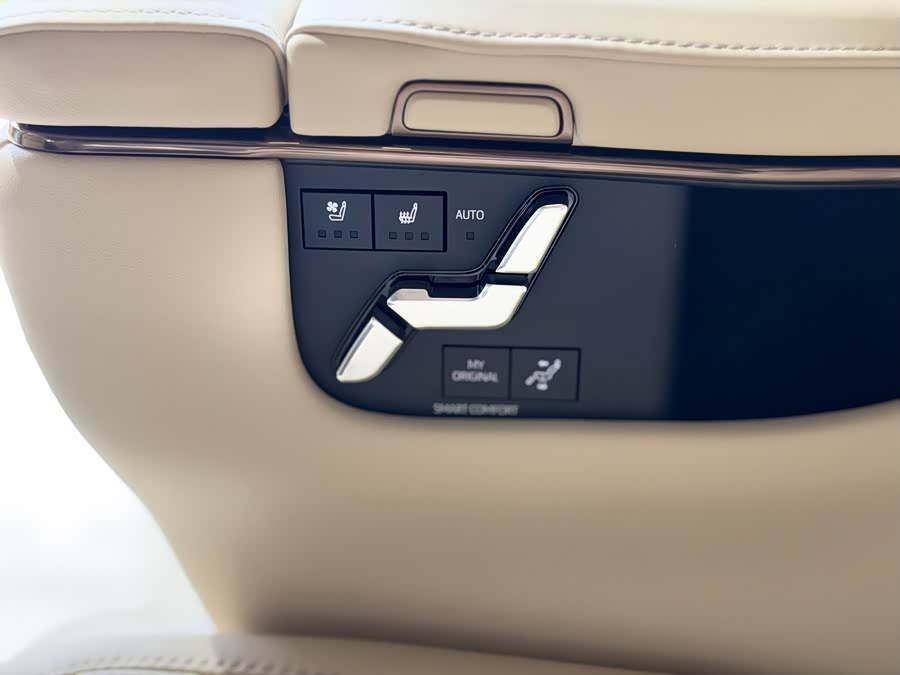 Toyota Vellfire 2025, фото 12