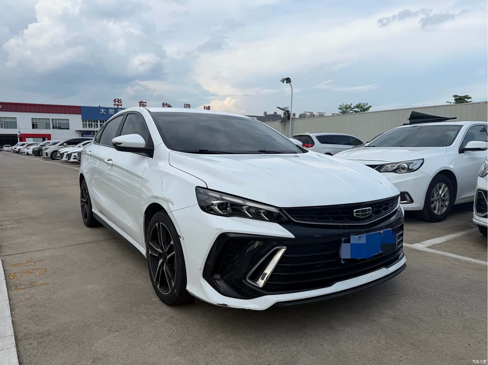 Geely Binray, 2022 3
