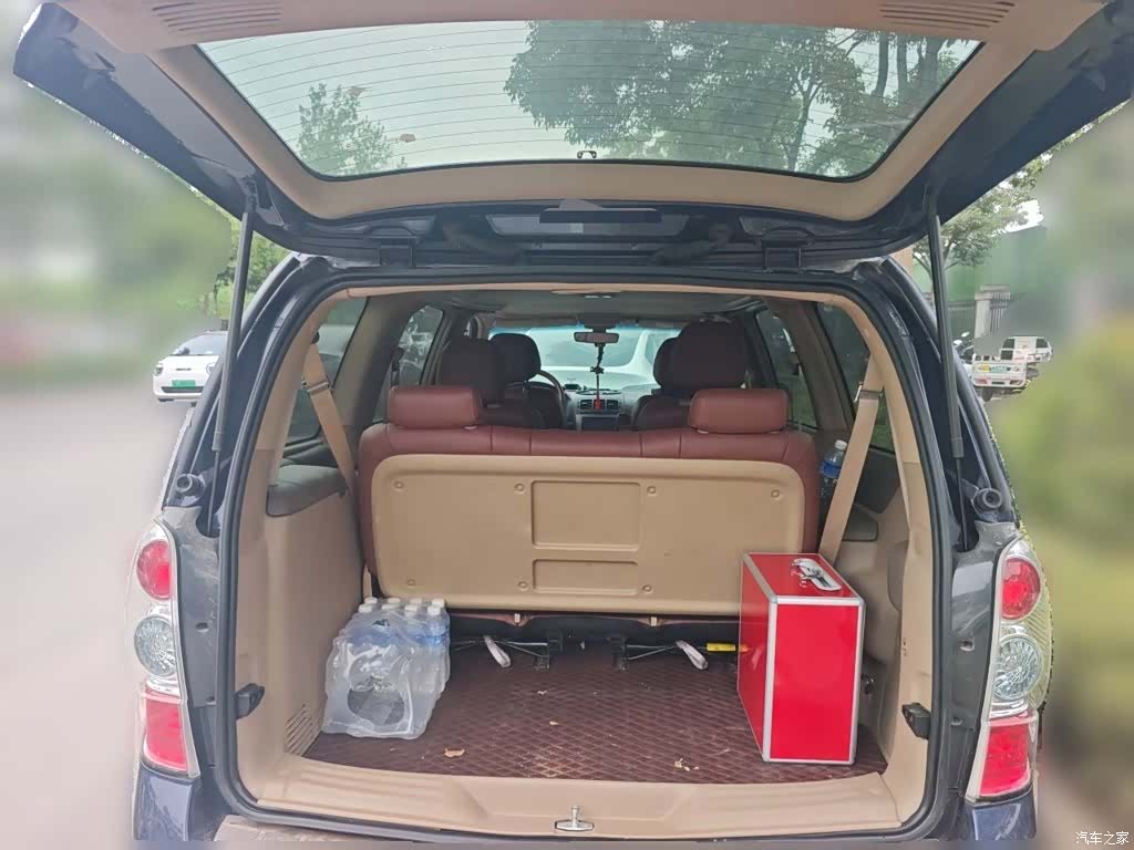 Buick GL8, 2015 10