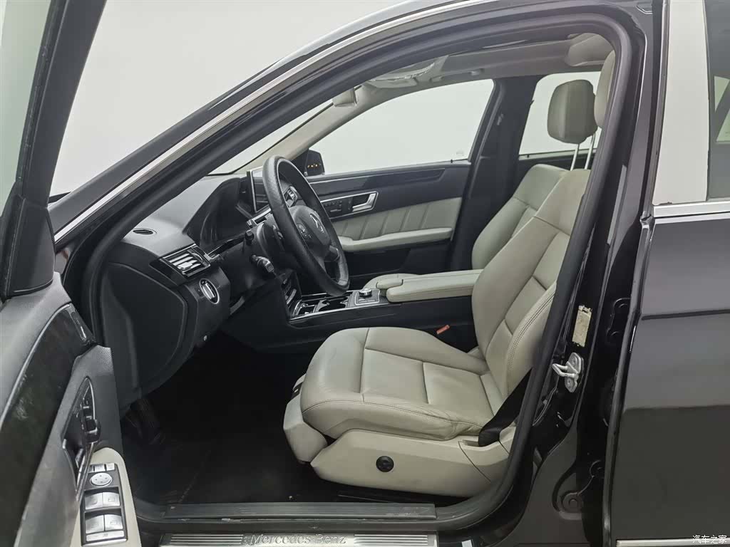 Mercedes-Benz E-Class, 2013 10