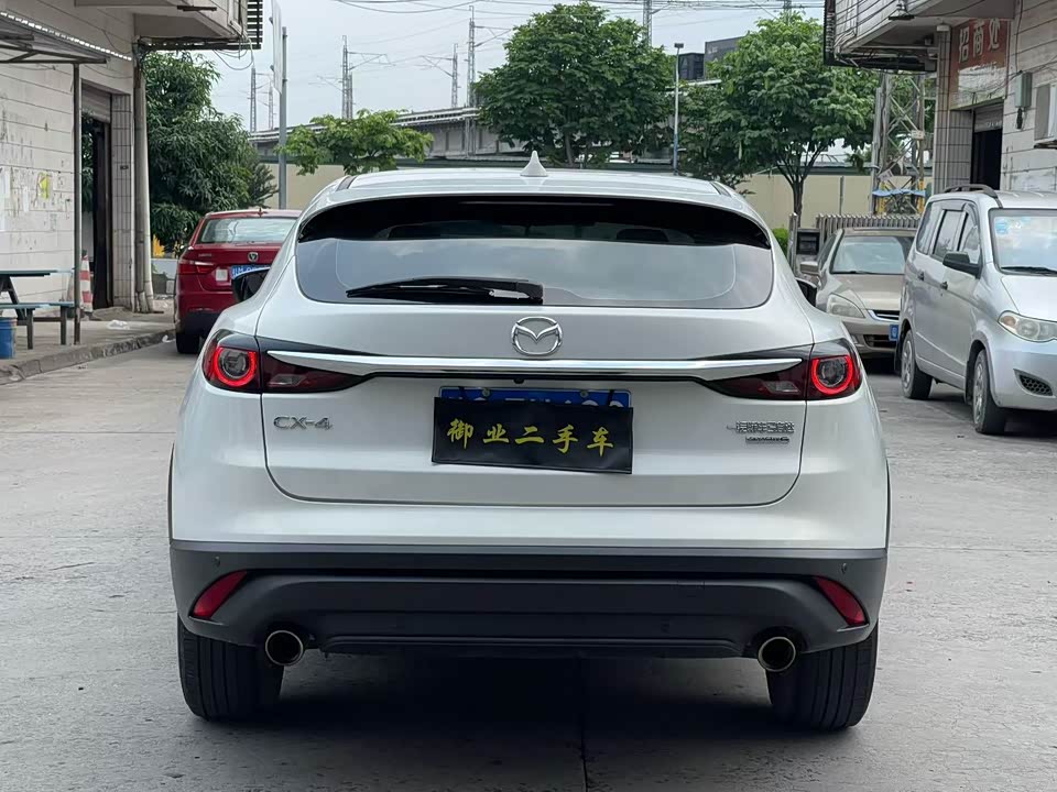Mazda CX-4