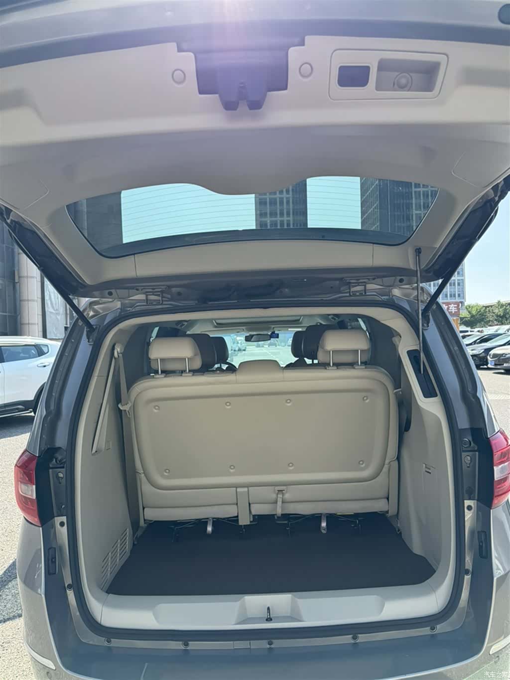 Buick GL8, 2019 10