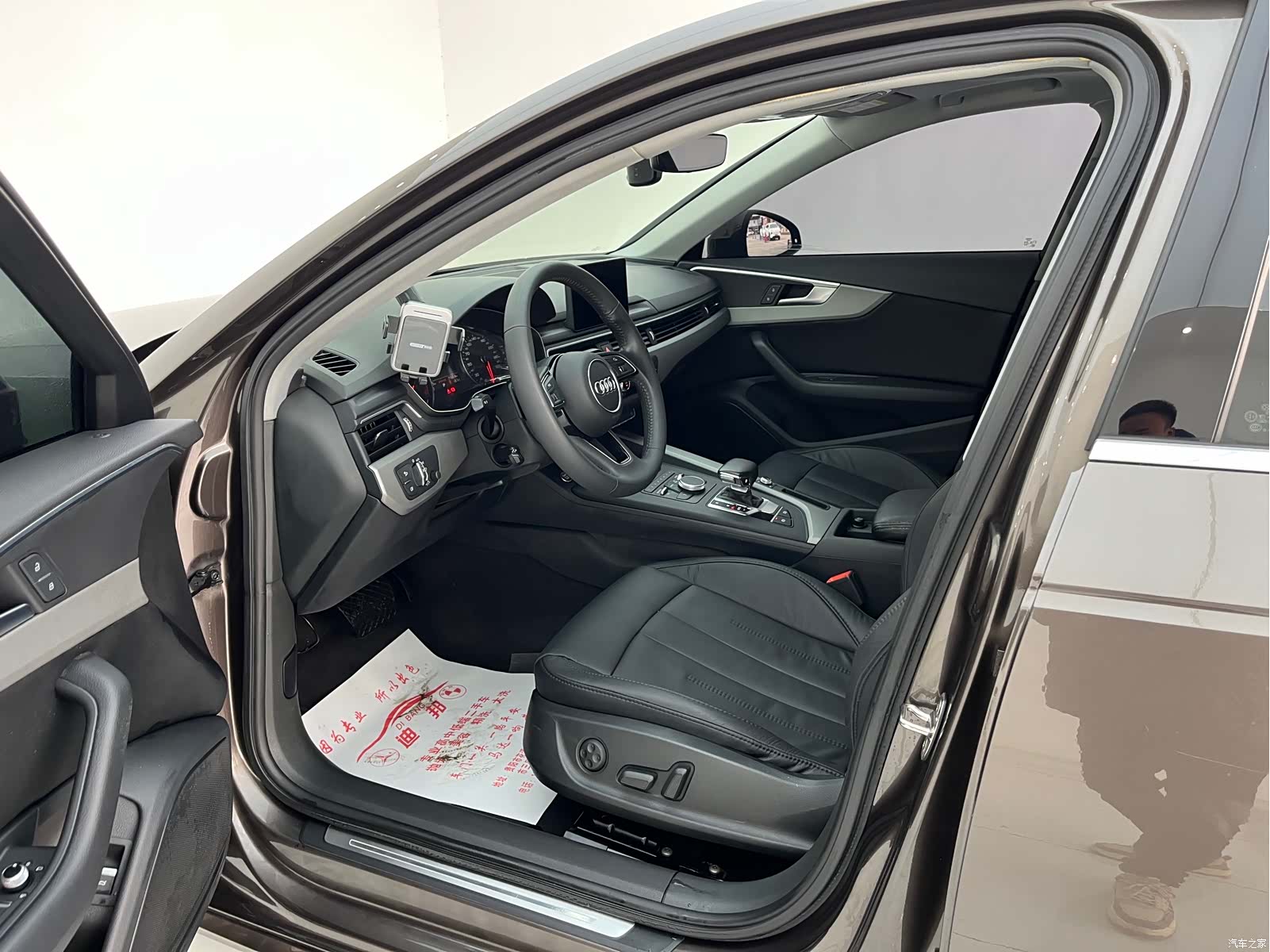 Audi A4L, 2018 11