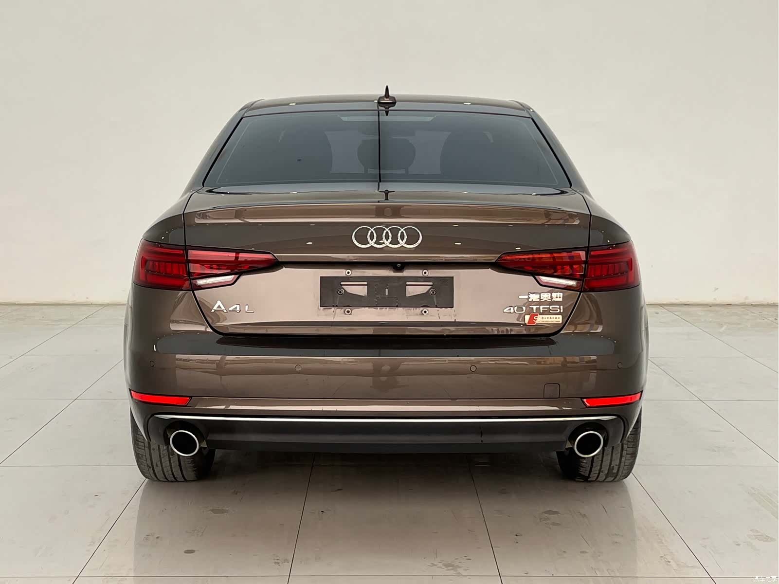 Audi A4L, 2018 13