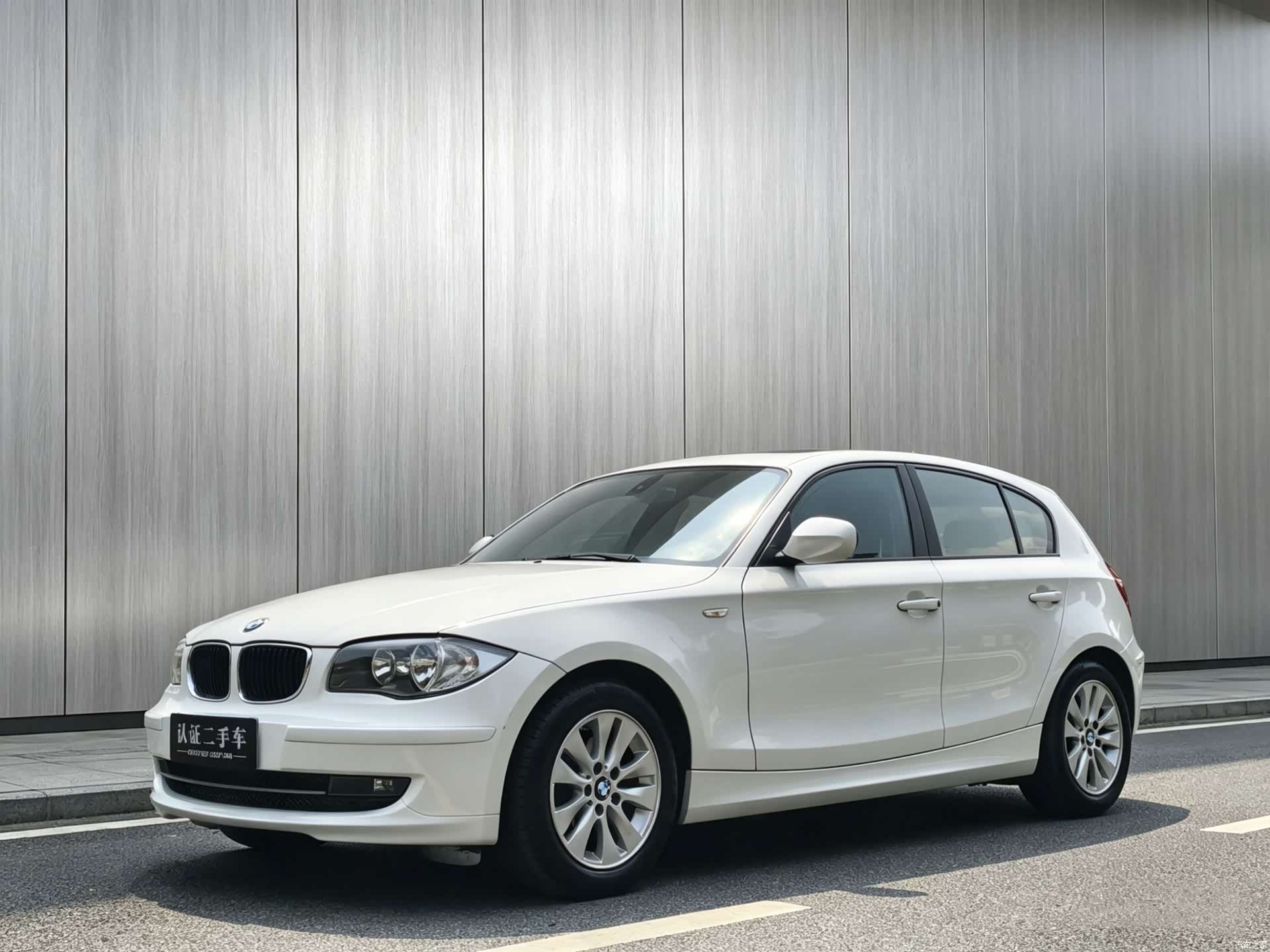 BMW 1 Series, 2011 1