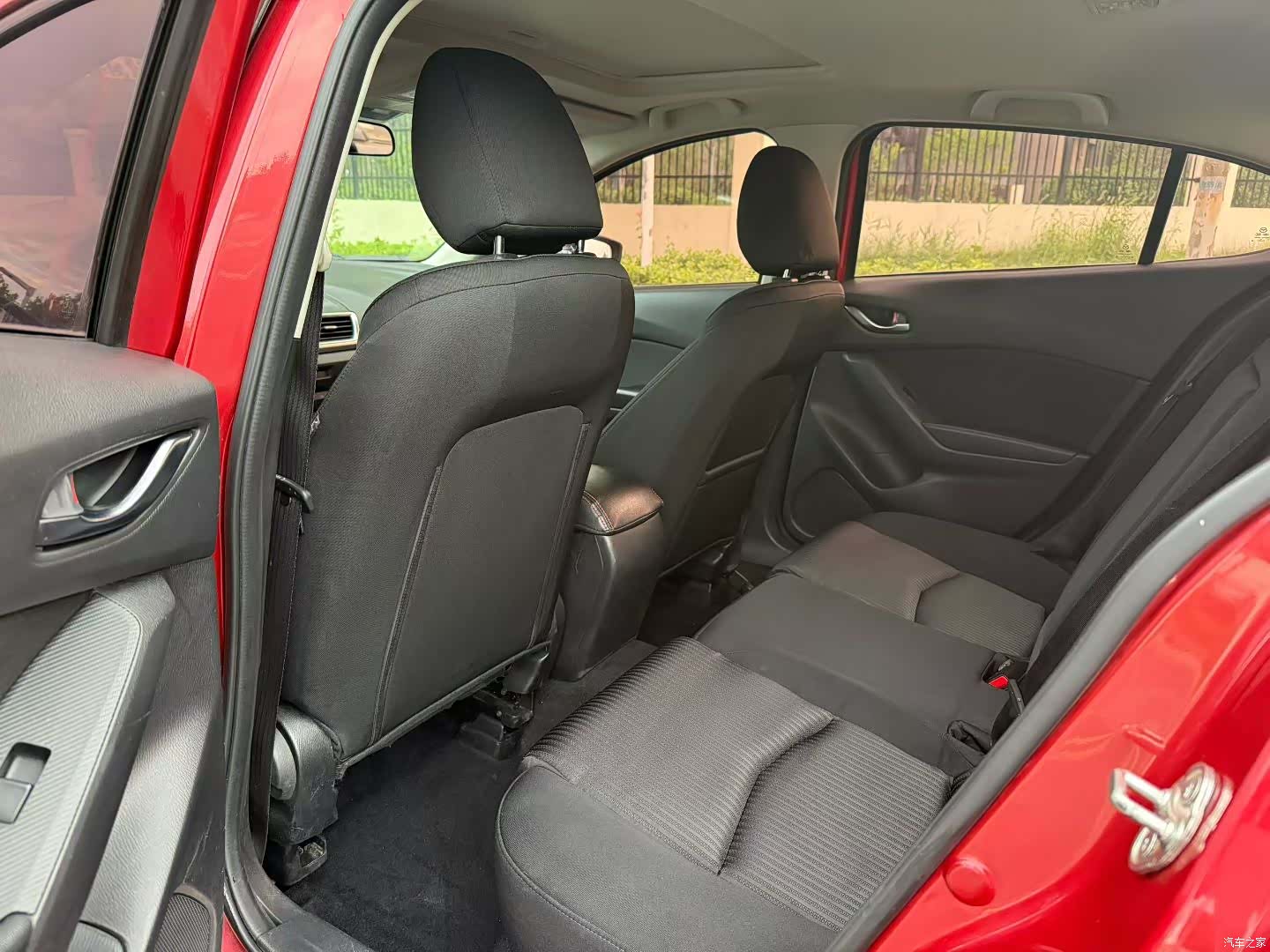 Mazda Mazda3, 2016 6