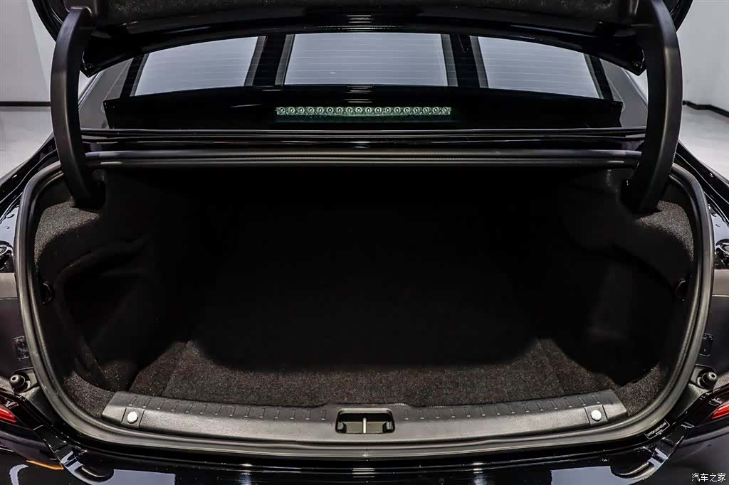 Volvo S90, 2025 6