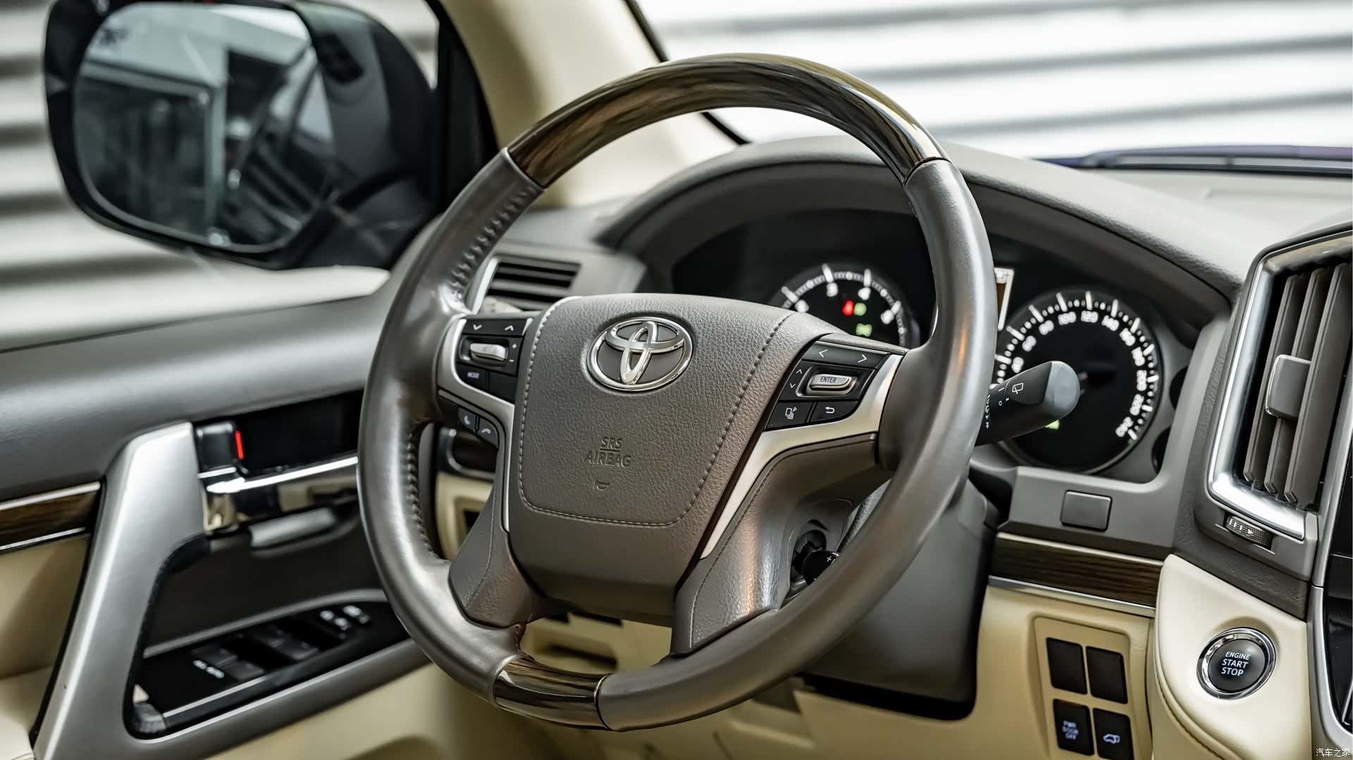 Toyota Land Cruiser, 2019 8